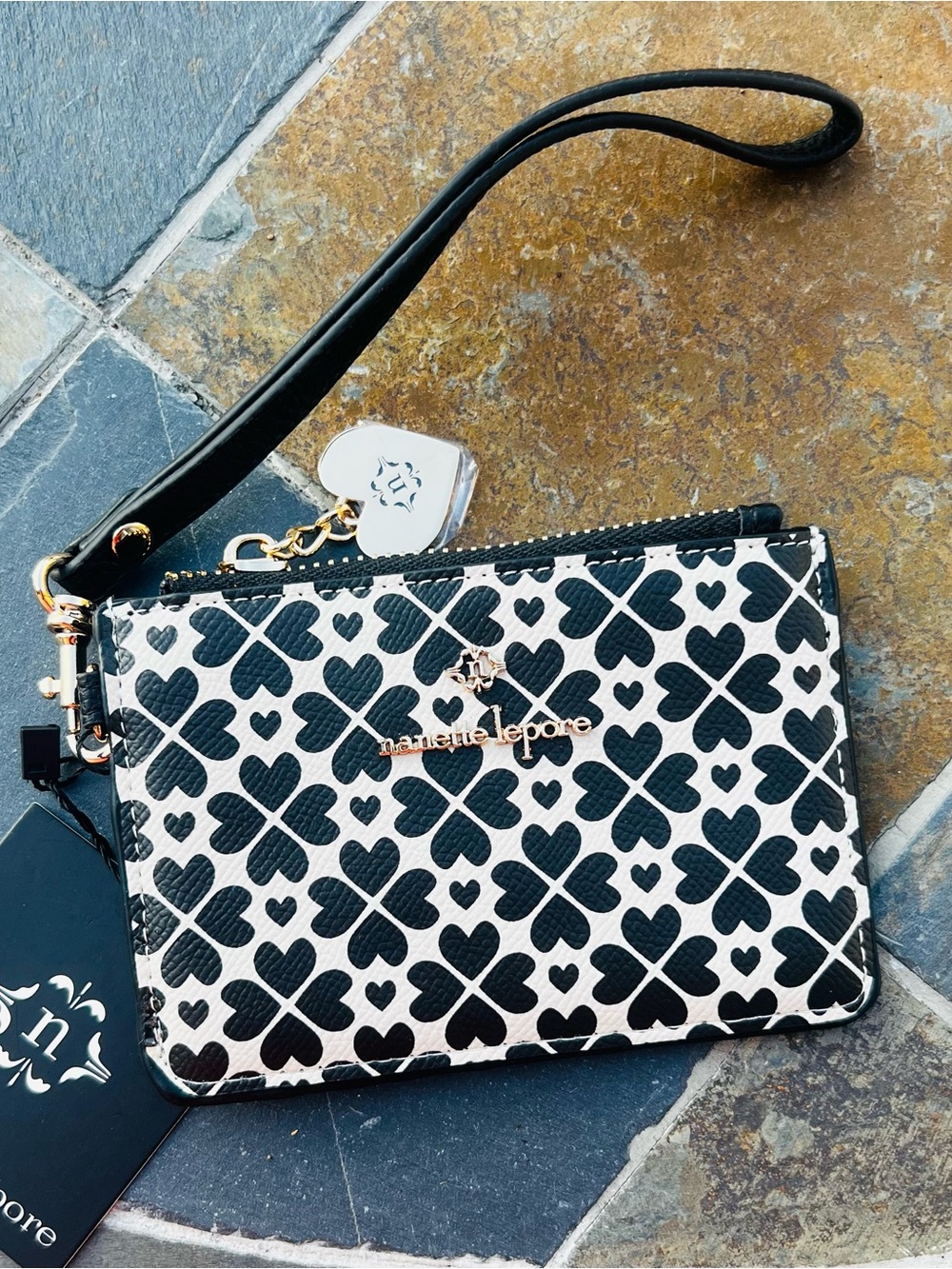 NWT NANETTE LEPORE WRISTLET SMALL ZIP WALLET CARD CASE ORGANIZER